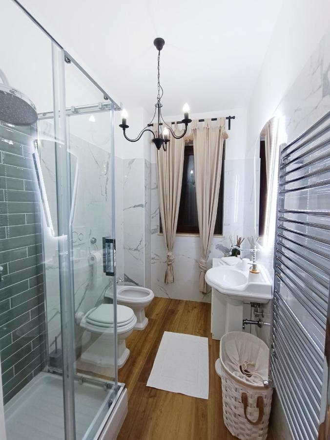 Ai Castelli Apartment - Locazione Turistica Cin It58060C2Fhnreg9A كولونّا المظهر الخارجي الصورة